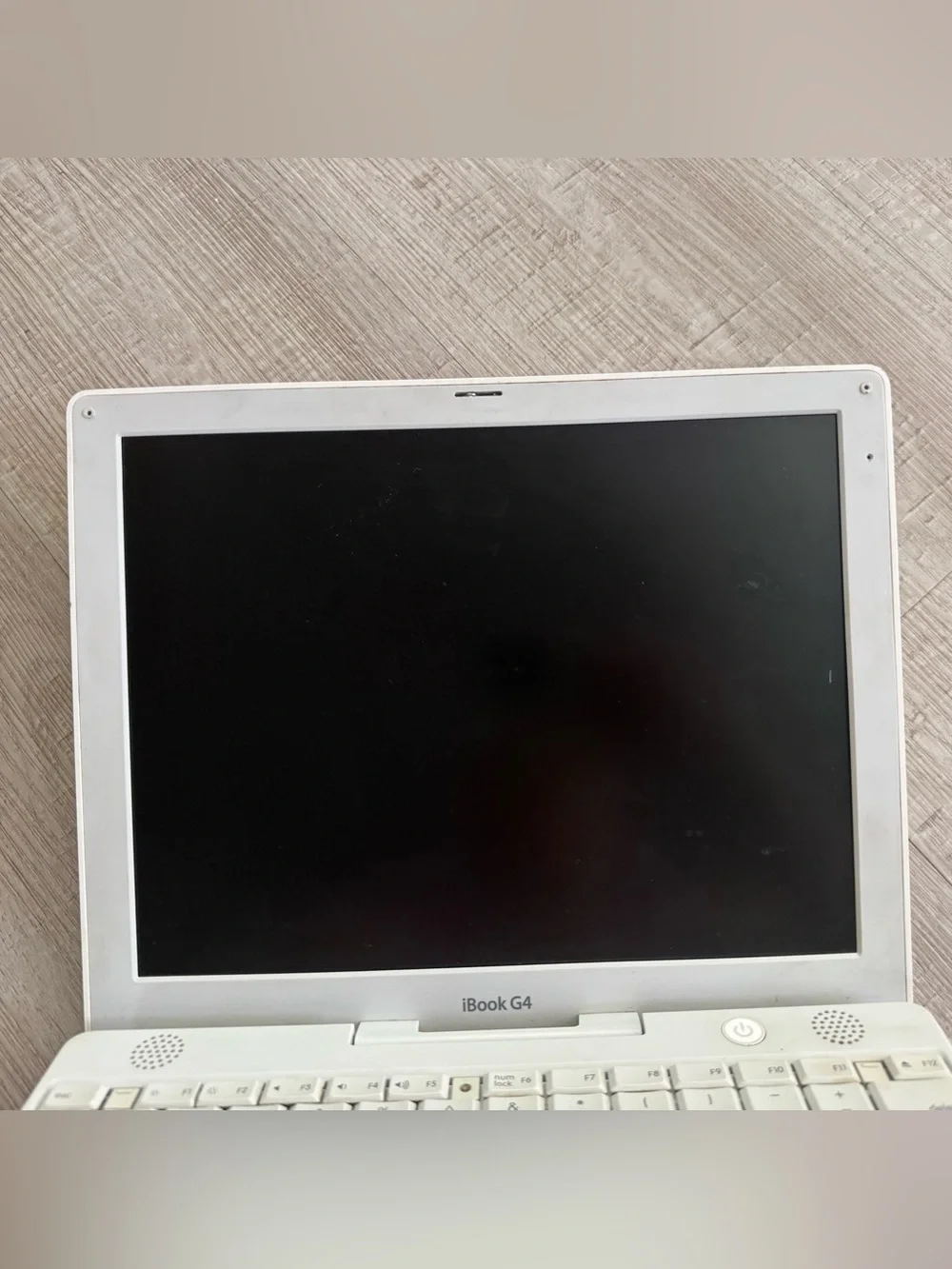 Apple iBook G4 12” White Laptop Untested Vintage 2005